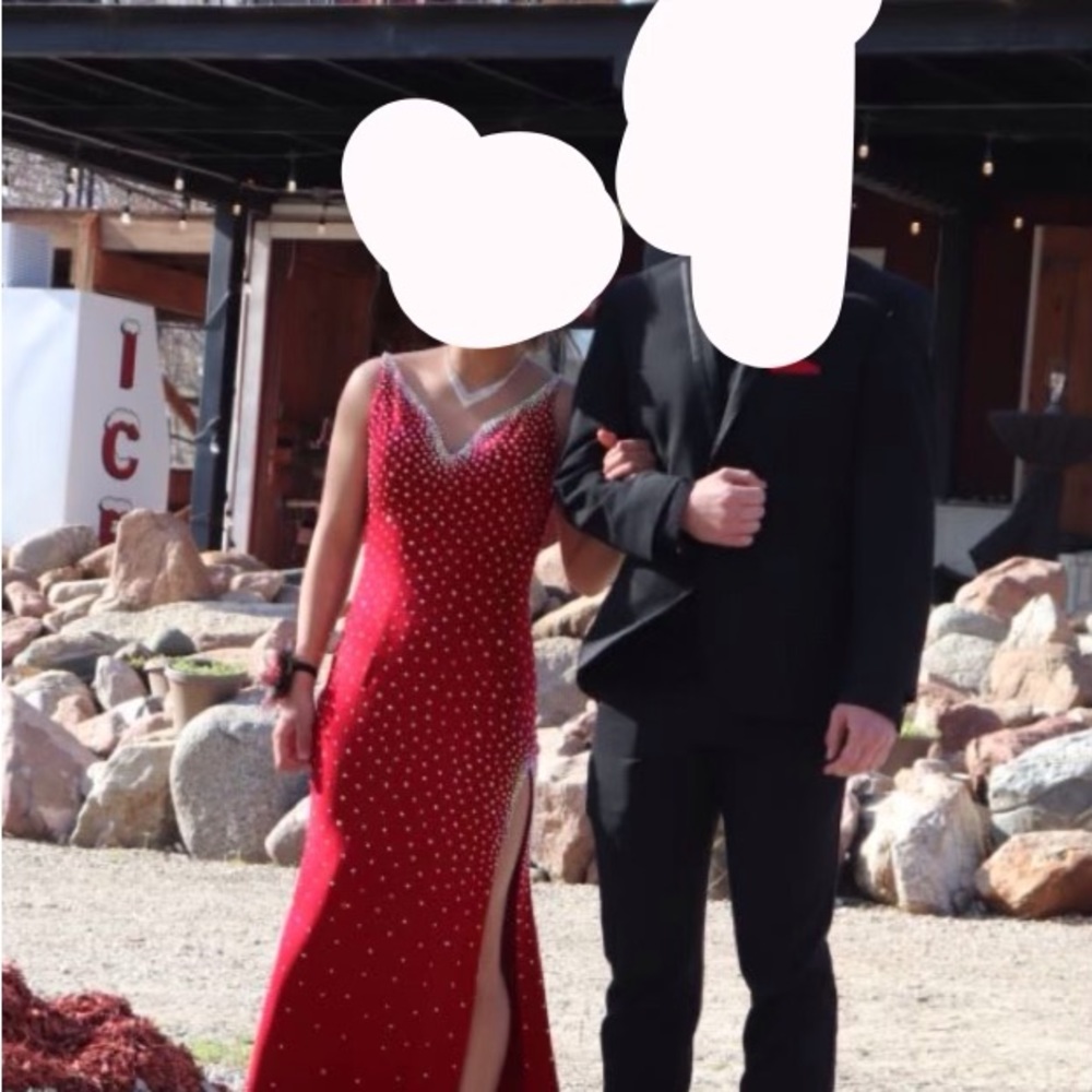 Prom dresses - Picture 4 of 7